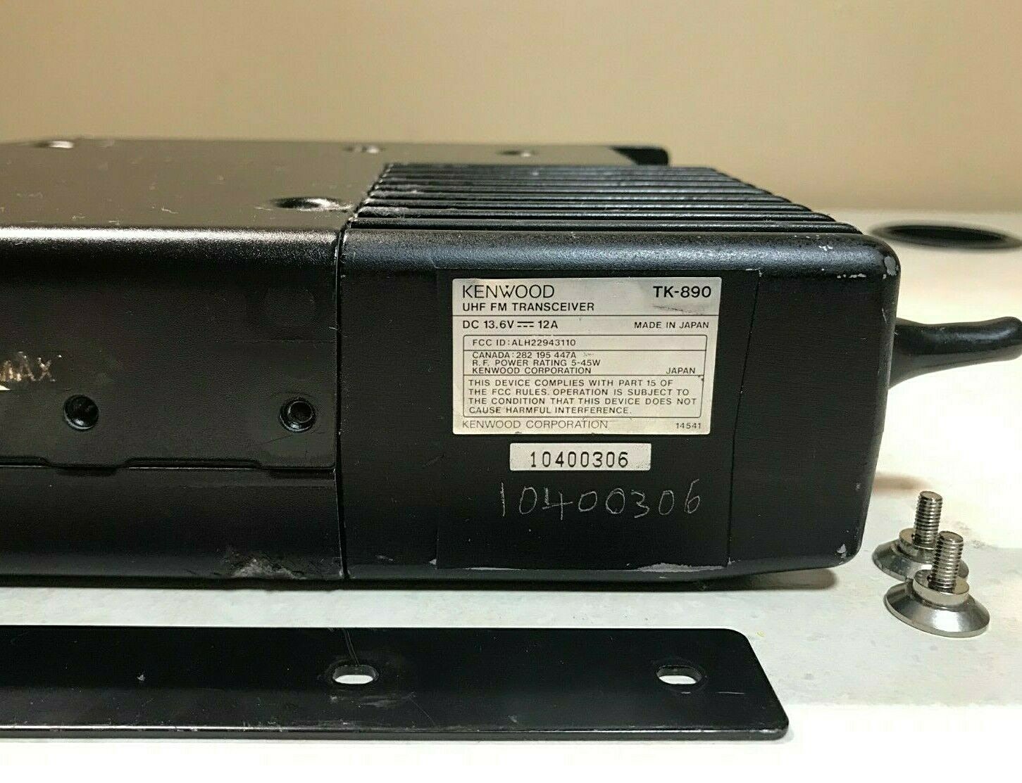 Kenwood TK-890 UHF Radio 450-490 MHz with KRK-7DB Dual Band Remote Mount