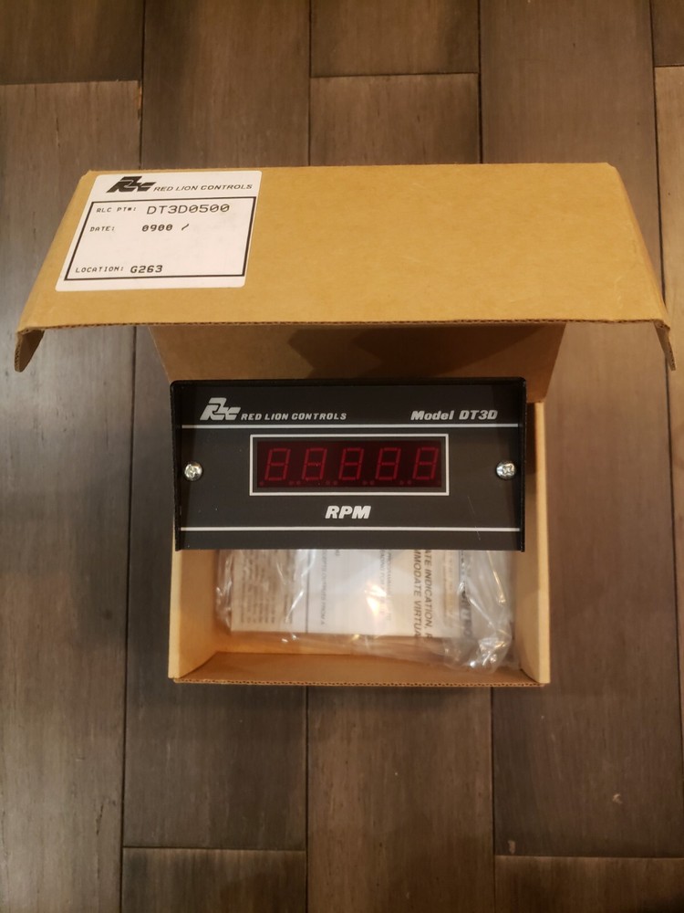 RED LION CONTROL DT3D0500 5 DIGIT TACHOMETER