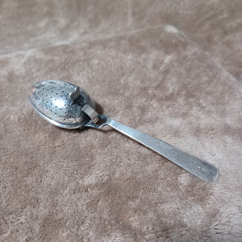 Electro Plated Nichol  Silver Vintage Tea Infuser From England