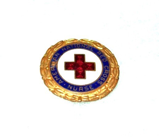 ORIGINAL SMALL WW2 ERA AMERICAN RED CROSS NURSE PIN NUMBERED ON BACK