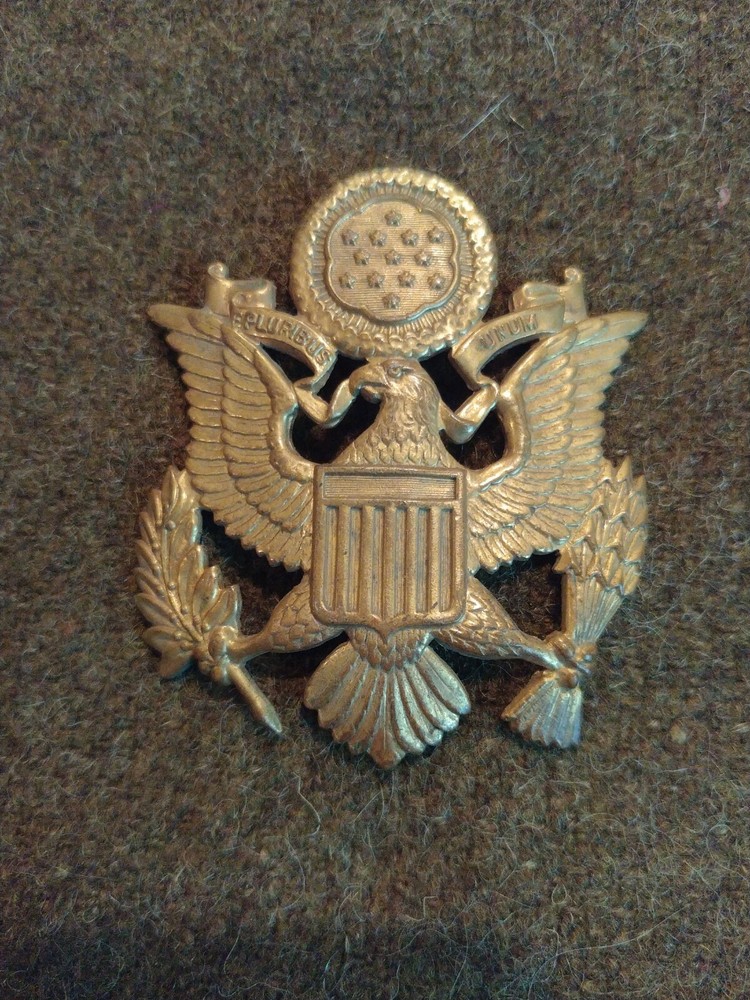 WWII US Army Officers Large Visor Cap Screwback Eagle (3)