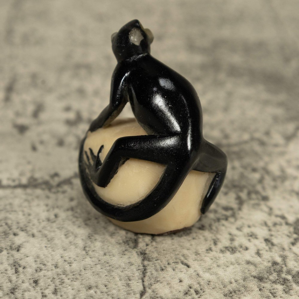 Rainforest Howler Monkey Tagua Carving