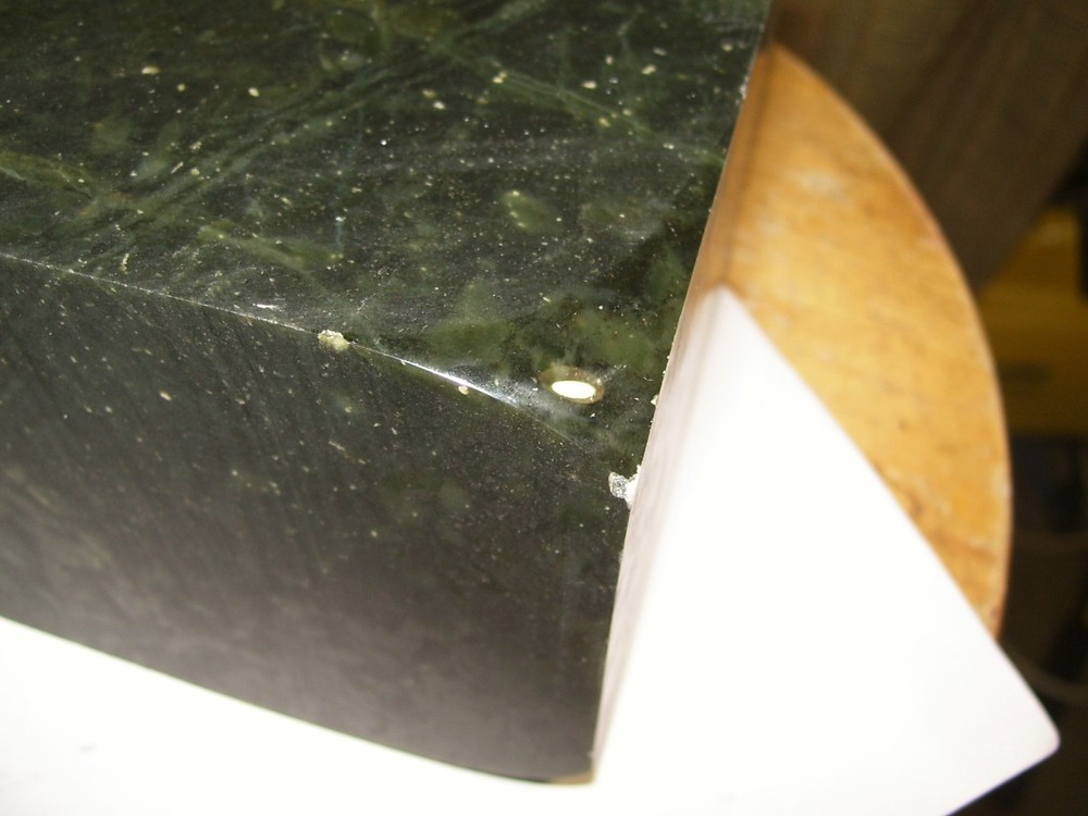 Wyoming Mottled Dark Green Jade Rough