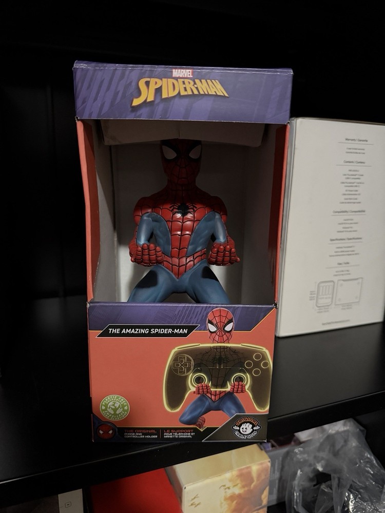 Marvel Spider Man Phone Controller Holder Cable Guys Spiderman NIB