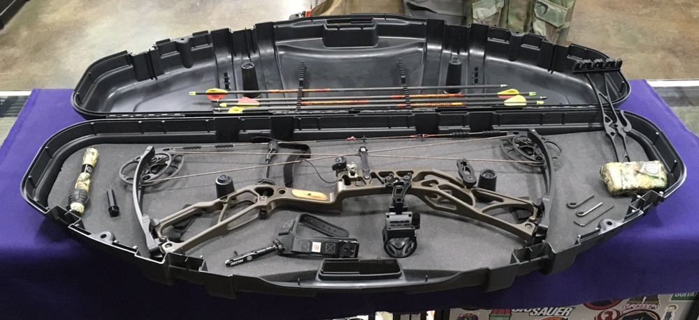 Elite Archery Ritual 30 Compound Bow Bundle w/ Plano Pillarlock Hardcase