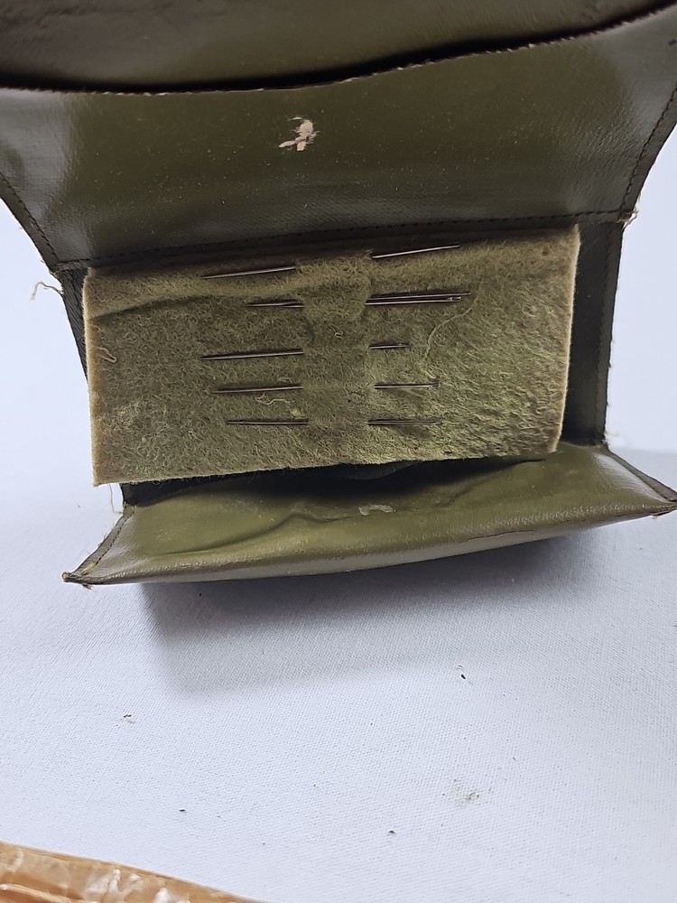 WWII American Red Cross Sewing Kit Needles, Thread, Buttons, Instruct E-Z Thread