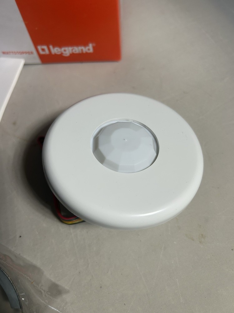 New Legrand CI-24 24VDC/AC Ceiling Occupancy Sensor