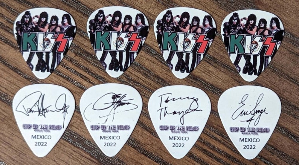 KISS 2022 End of the Road MEXICO Flag Guitar Picks