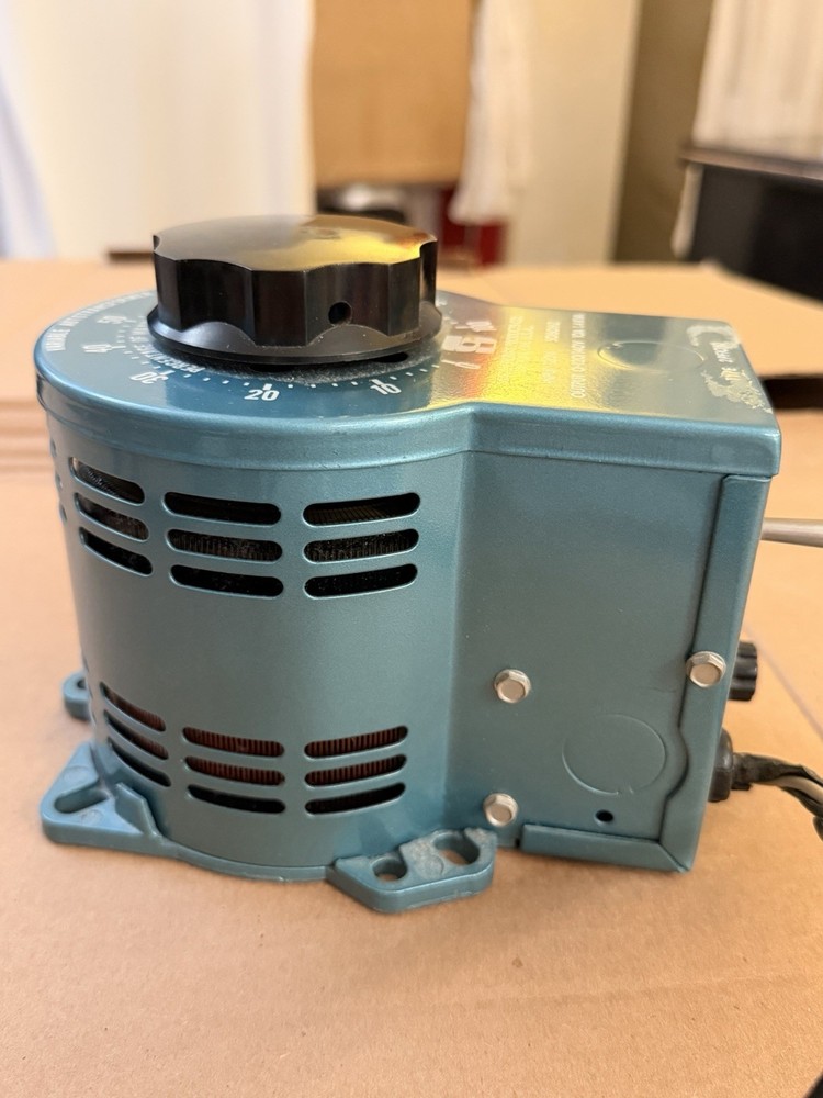Staco Energy Variable Autotransformer Type 2PF 1010 0-120V/140V 120V Input