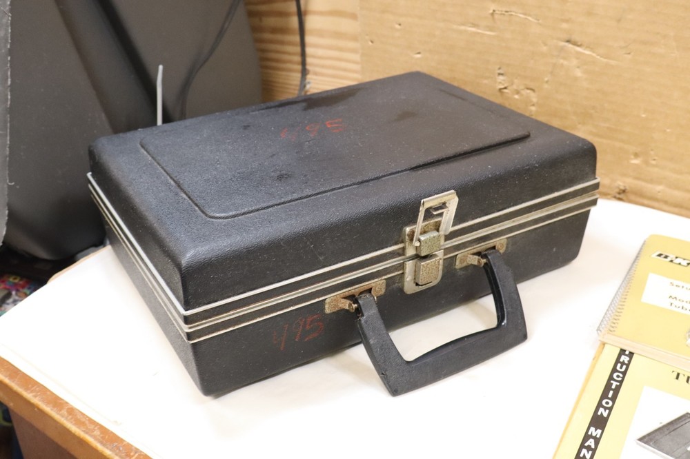 B &K Dyna Jet Model 607 Solid State Tube Tester