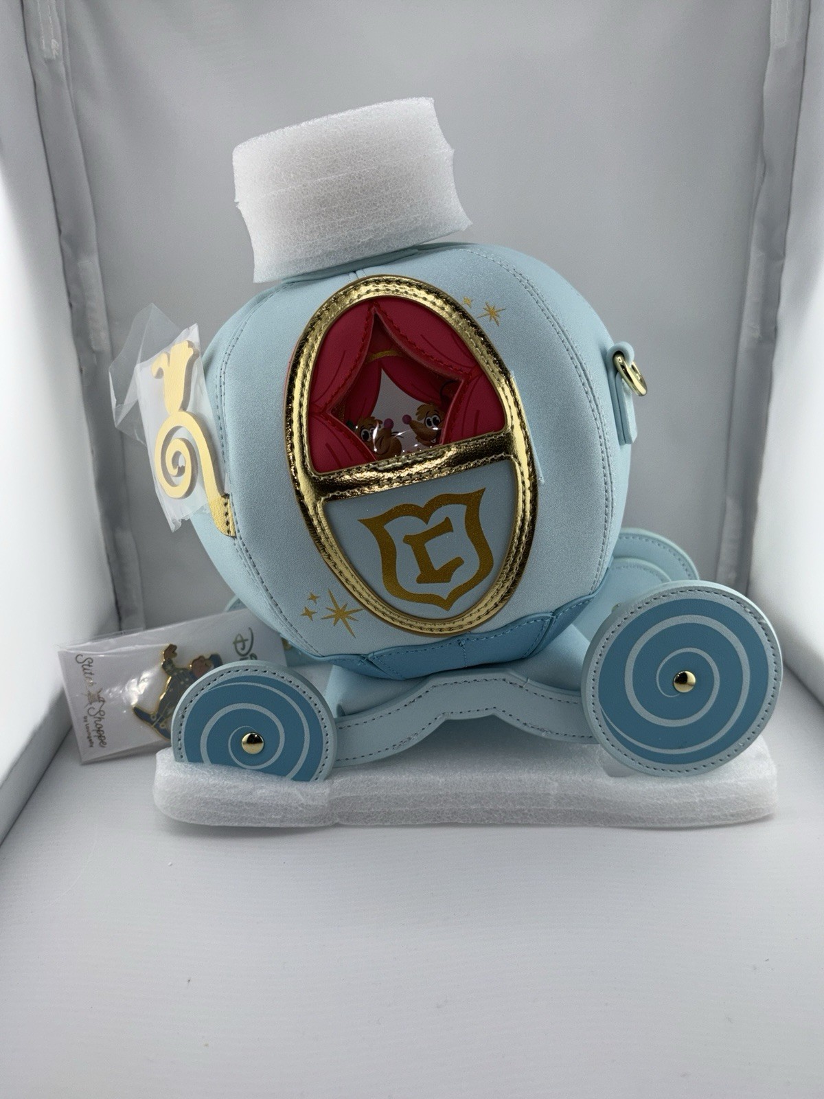 Loungefly DISNEY CINDERELLA CARRIAGE Figural Crossbody STITCH SHOPPE, NEW