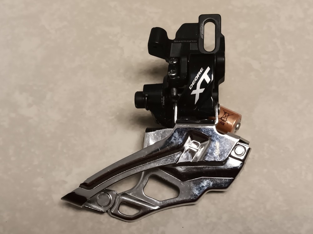 Shimano Deore XT Front Derailleur FD-M786 Direct Mount Top Pull Top Swing
