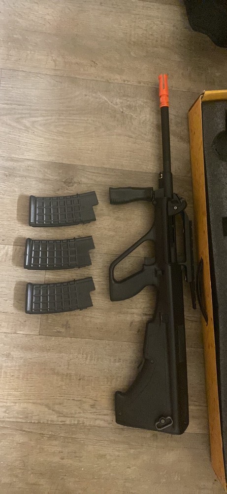 airsoft guns and gears