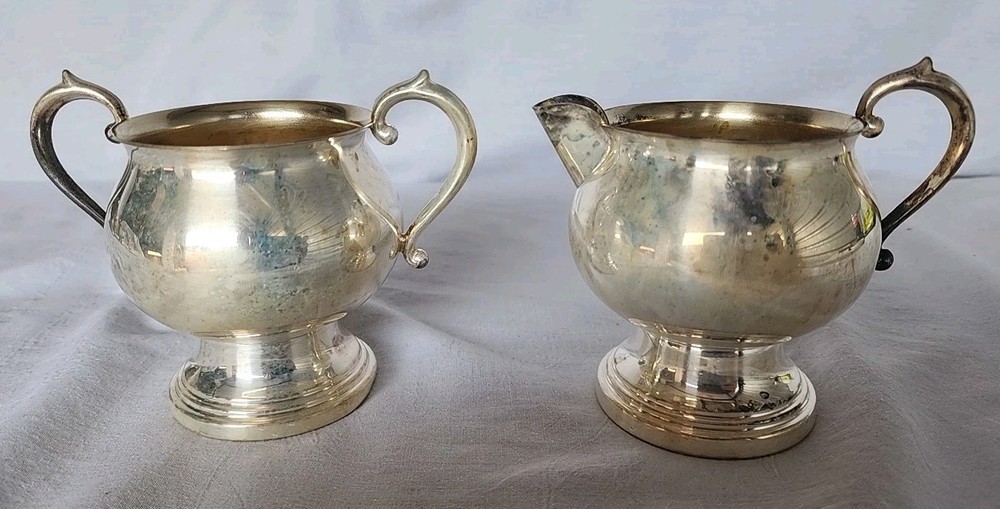 F. B. ROGERS SILVER CO. SILVER ON COPPER CREAMER AND SUGAR Bowl