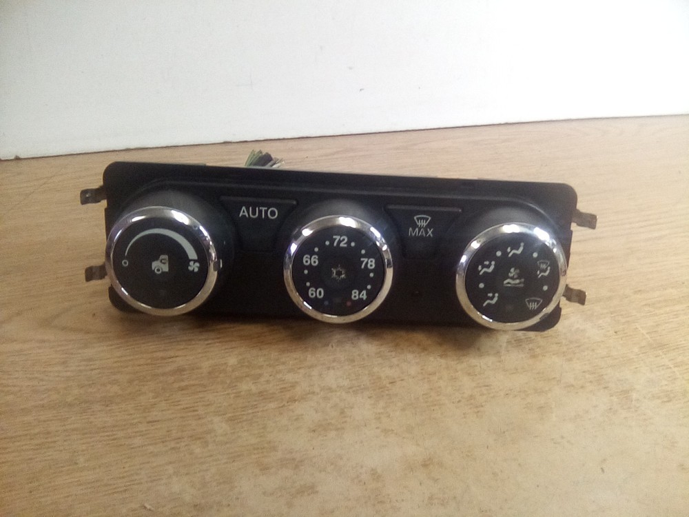 Peterbilt Q21-6032-2241 Climate Control