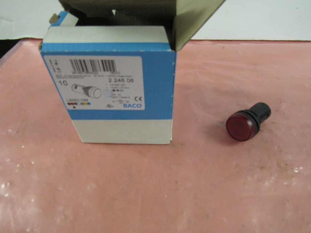 BACO L20SC10M INDICATOR LIGHT RED 130VAC **NIB**