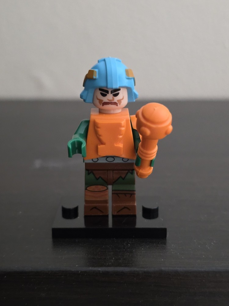 Tactical Weapons Master Minifigure (Man-At-Arms Inspired)