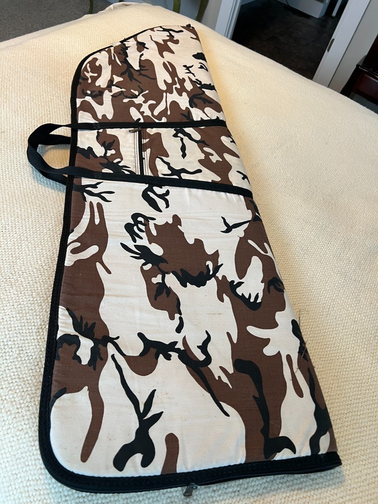 Black Sheep 748 Soft Bow Case