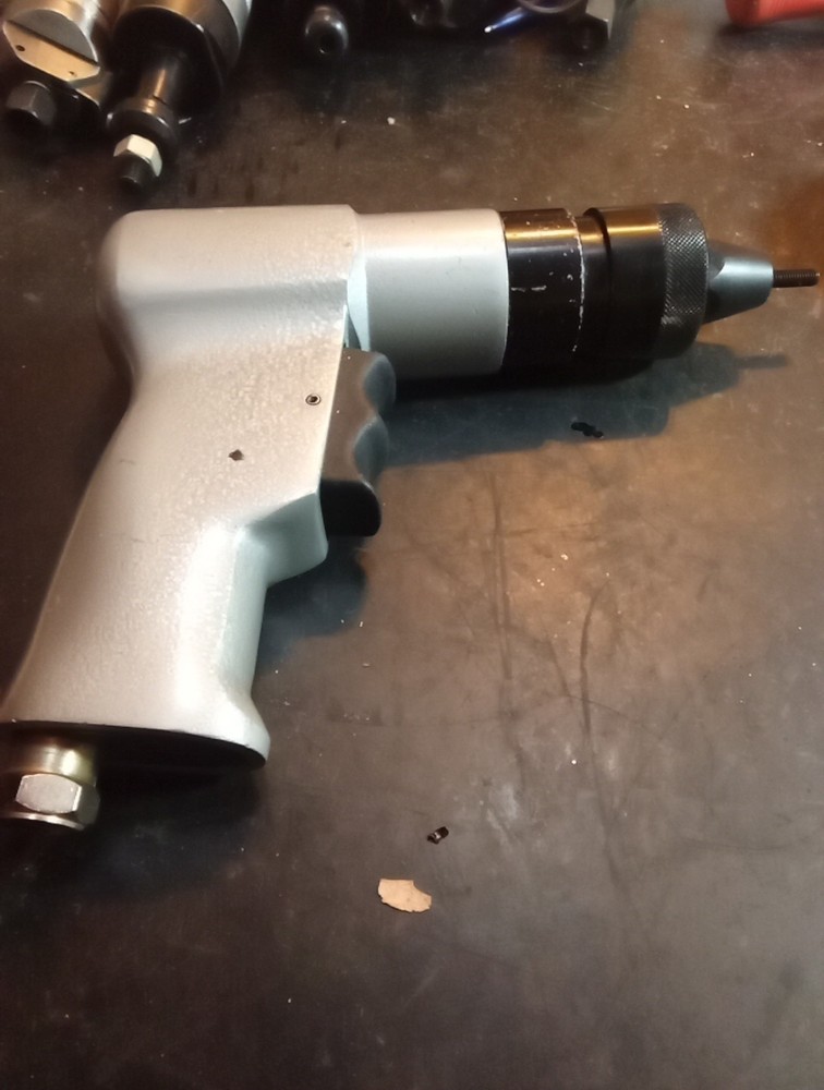 Sherex Rivnutter Gun.  B11820