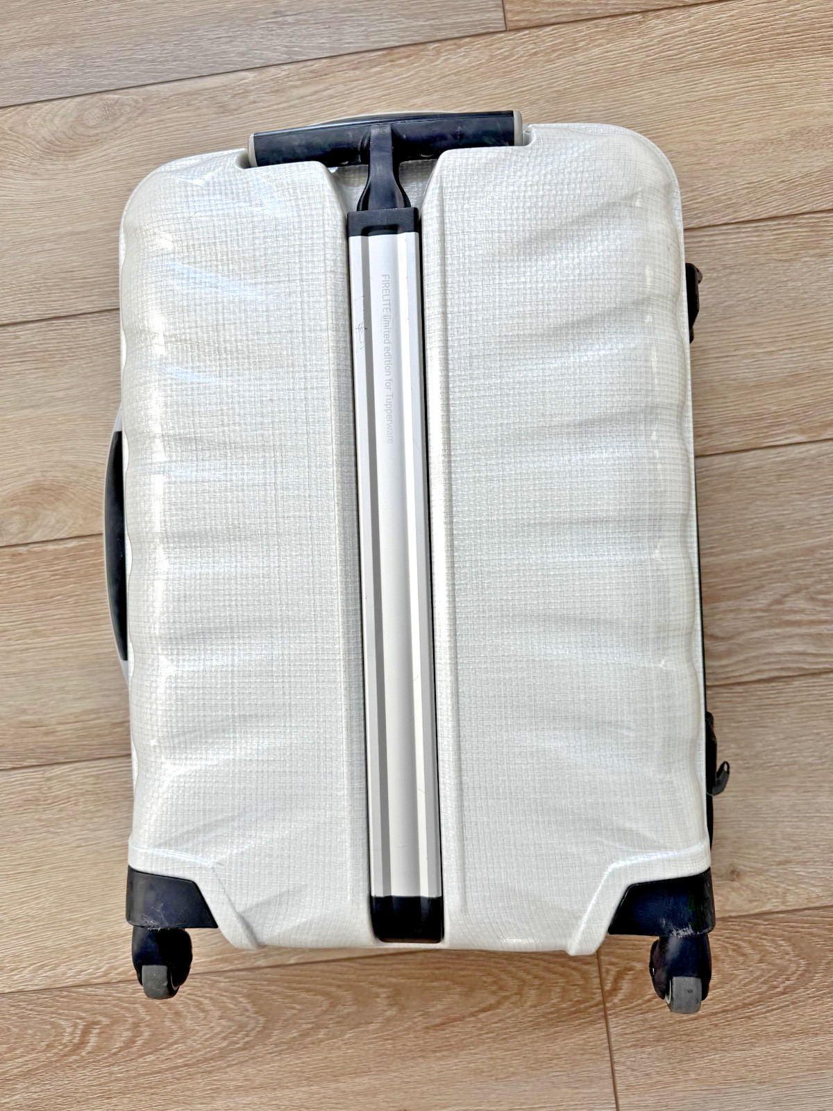 Samsonite Firelite Limited Edition for Tupperware 20” Spinner Carry-On Luggage