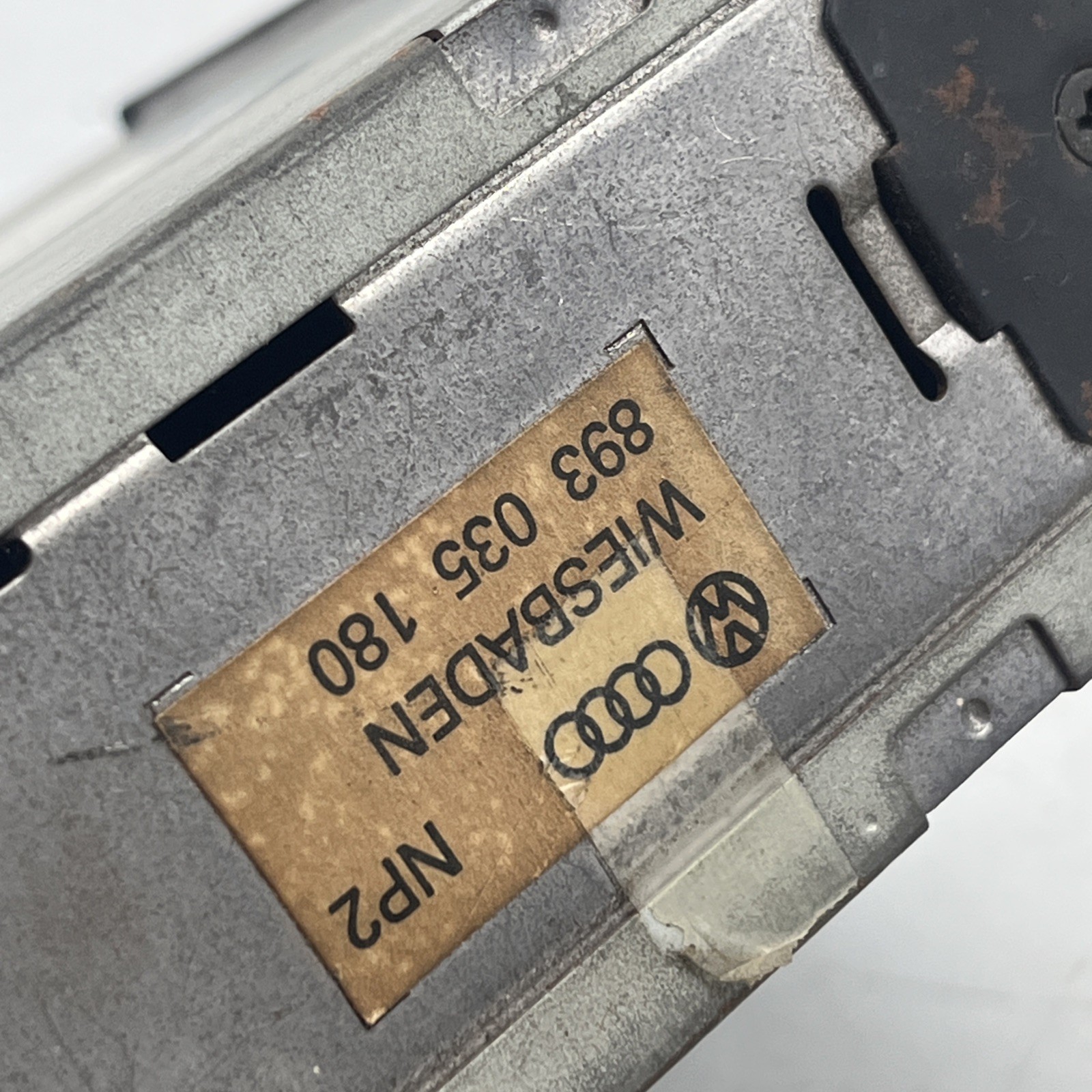 1988-1991 AUDI 80 90 Quattro Coupe Radio Receiver FM Cassette Player 893035180