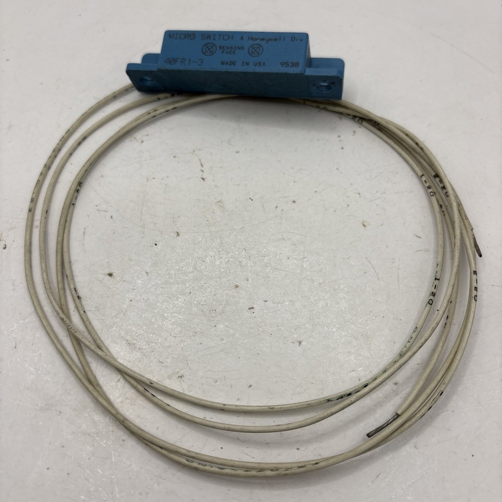 Micro Switch 40FR1-3 Proximity Sensor