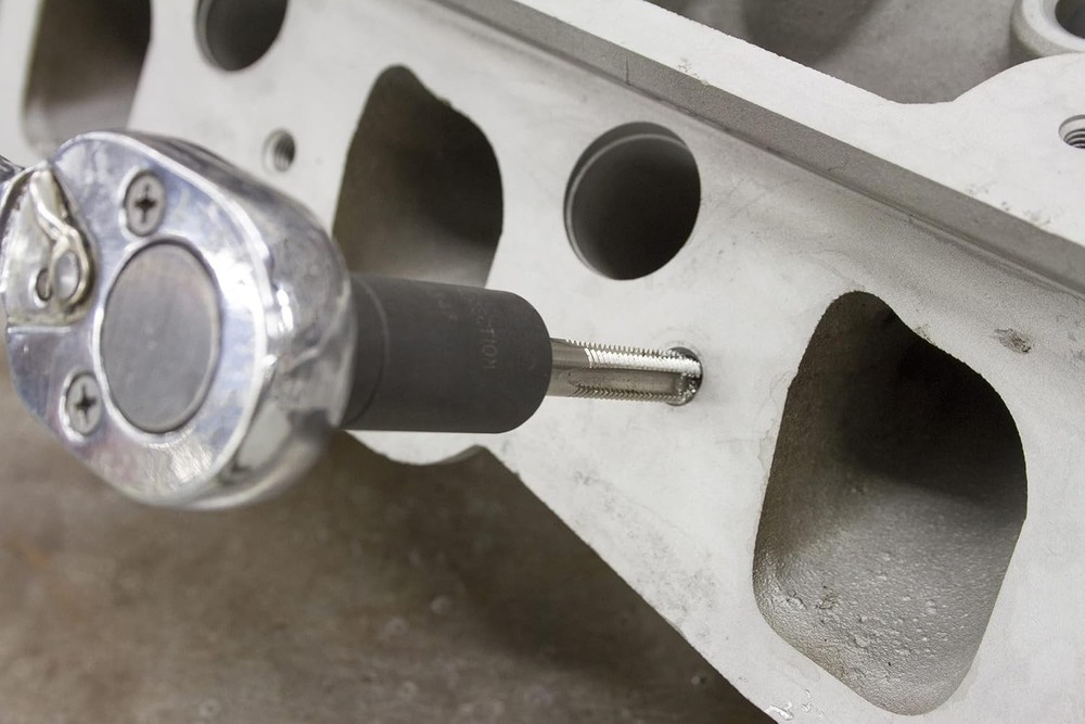 Tap Socket Set Bolt Gripping Set for DIY Enthusiast Tapping Chasing Threads Easy