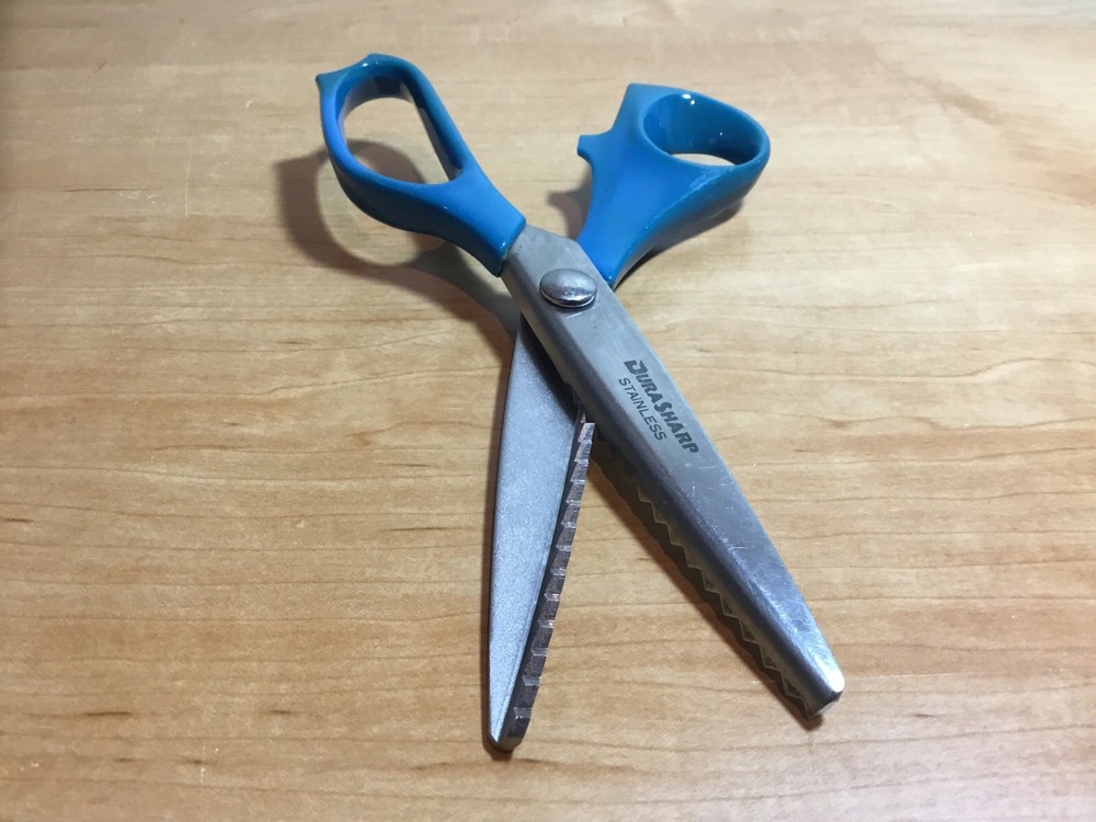 Stainless Steel Ultra Sharp Pinking Shears, Right Hand, Japan Made