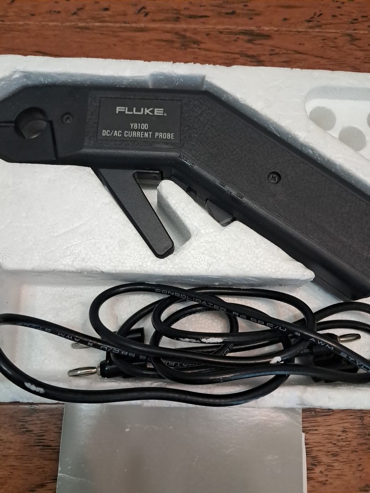 Fluke Y8100 DC/AC Current Probe N90