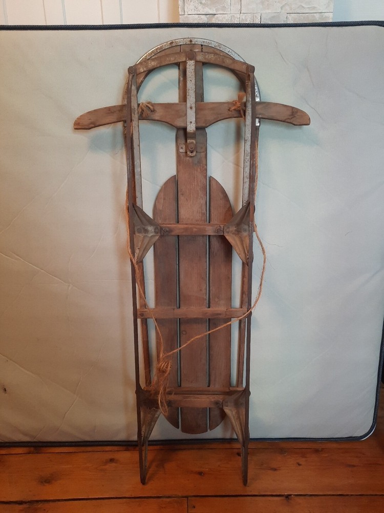 Vintage Fleetwing Flash Springtop Wooden Sled