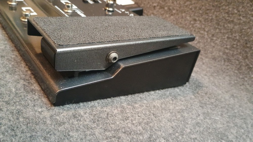 Boss GX-100 Guitar Effects Processor