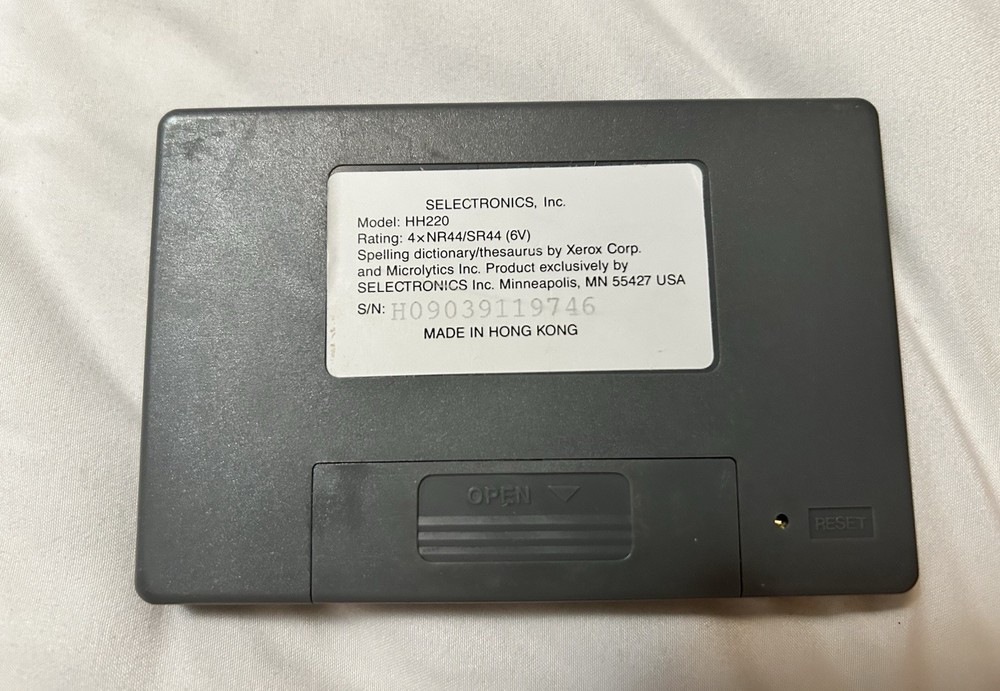 Vintage Word Finder 220 By Selectronics