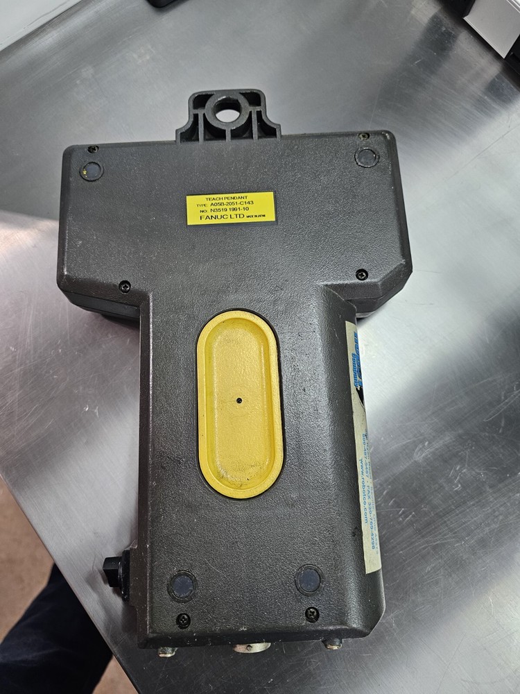 FANUC Teach Pendant A05B-2051-C143.