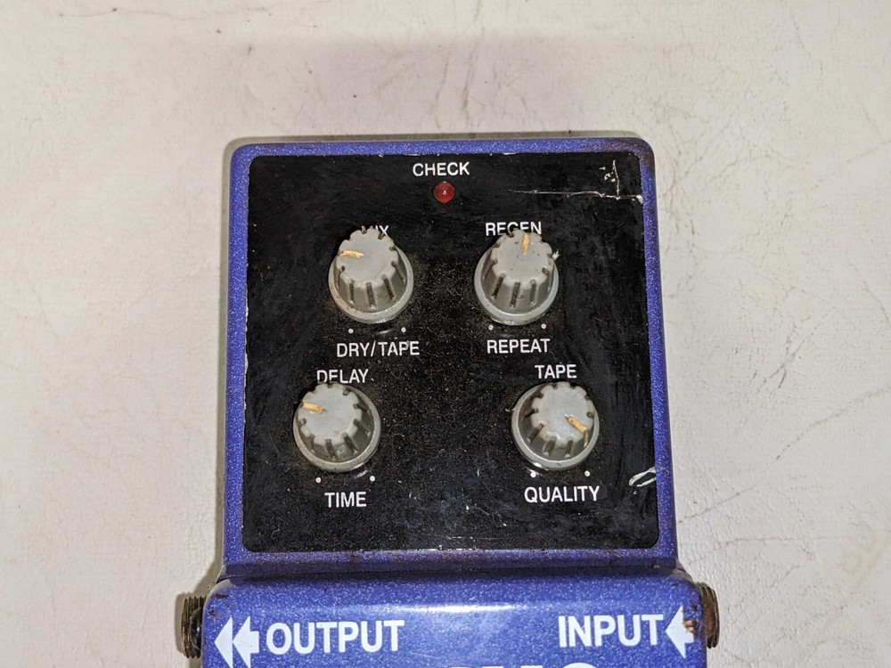 SIGNAL FLEX SF 10E Analog ECHO DELAY (153)