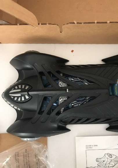 1 Batmobile Kenner Batman Dark Knight FOREVER ELECTRONIC BATMOBILE W/ BOX