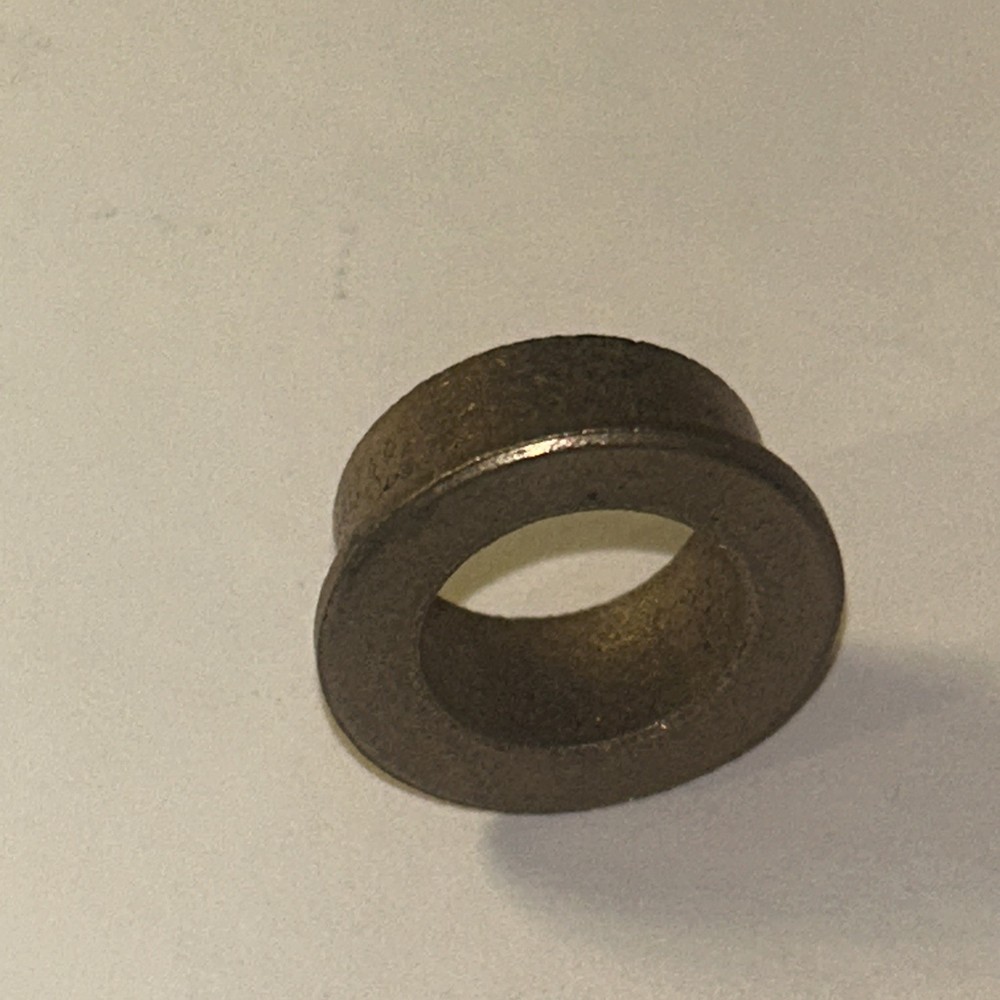 952054 Flange Bushing