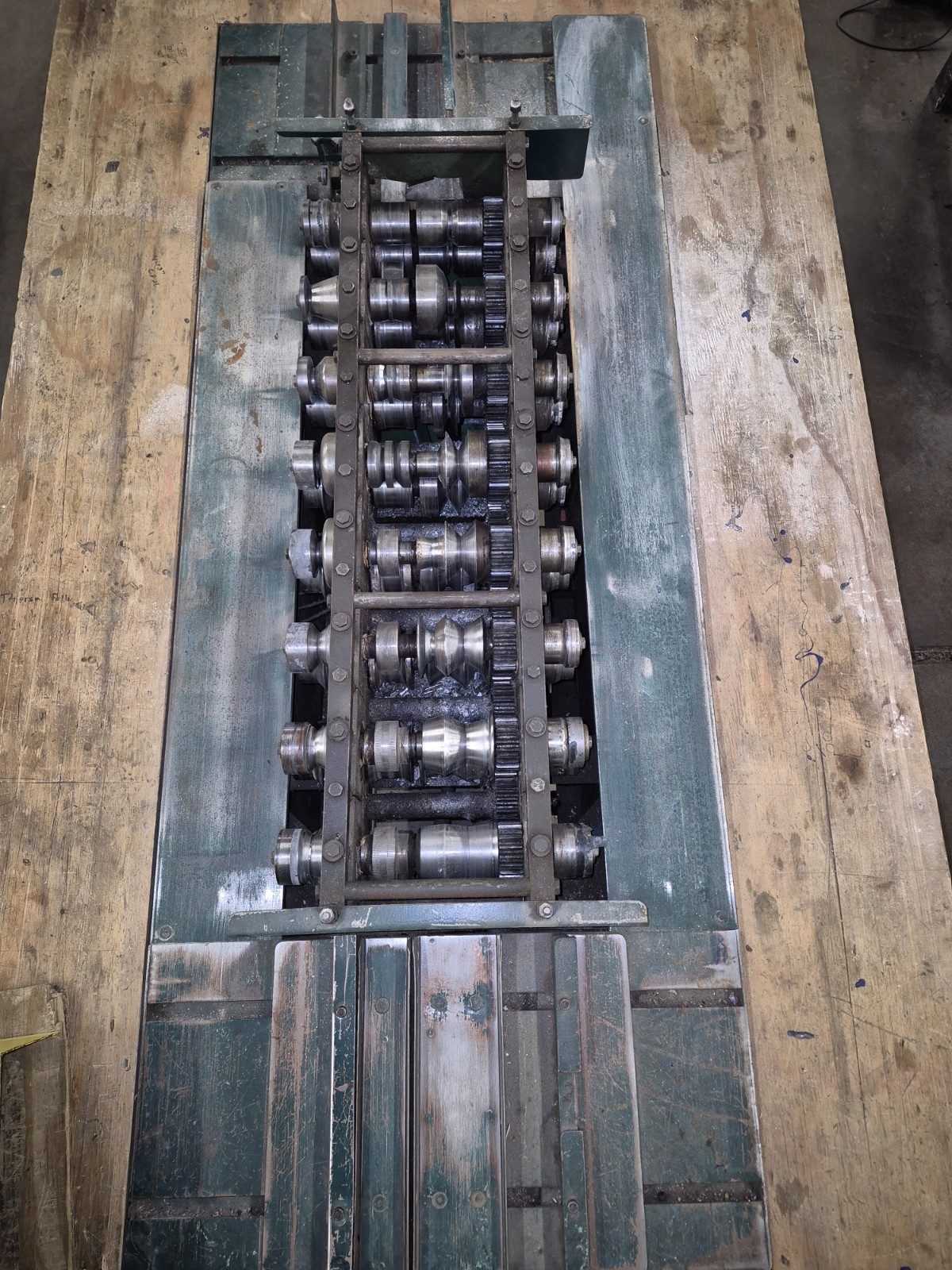 Engel 825 Snap Lock Slip and Drive machine 208/230/3