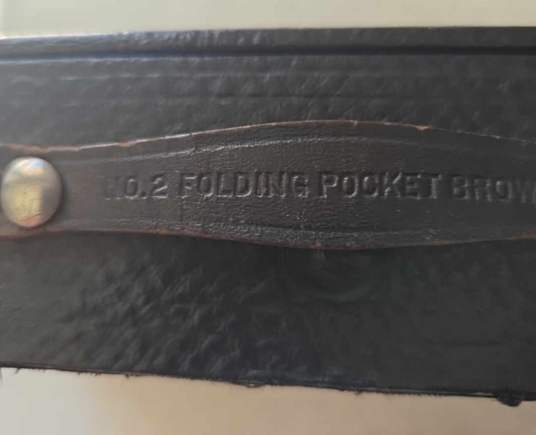 * 1907 Kodak No.2 Folding Pocket Brownie Model B Camera 120 Burgundy Red Bellows