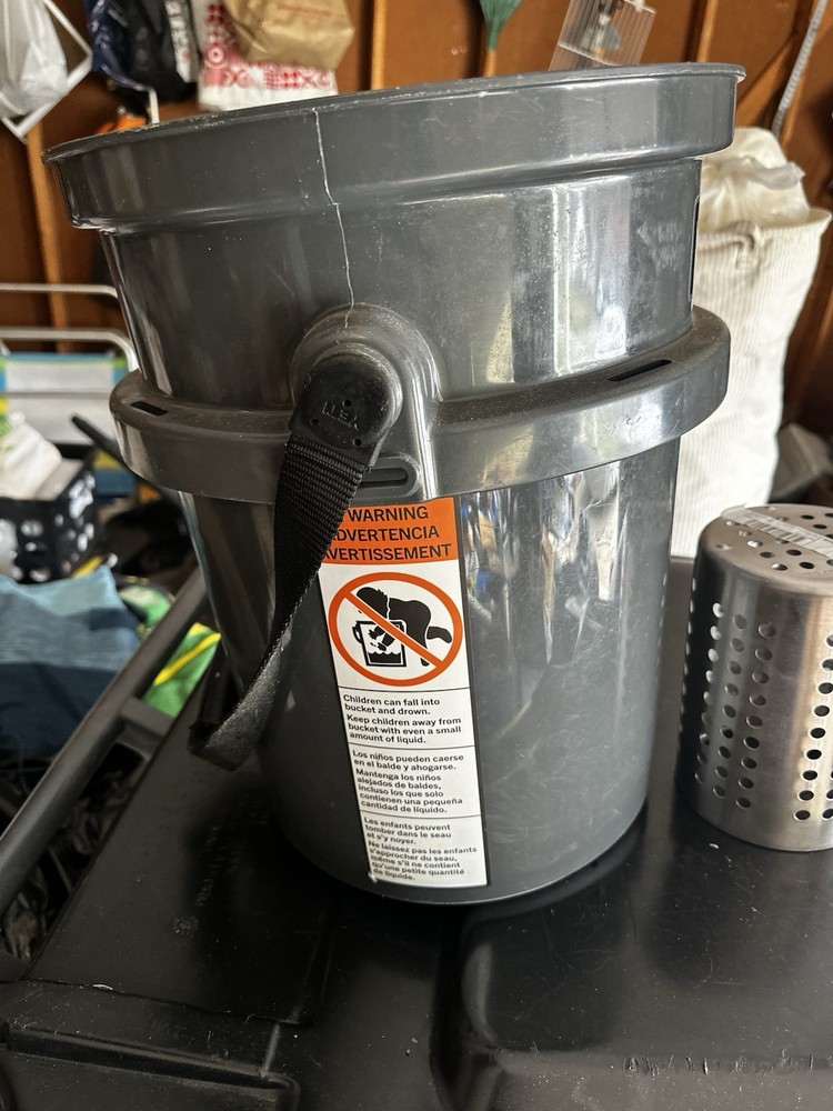 YETI Loadout 5 Gallon Bucket
