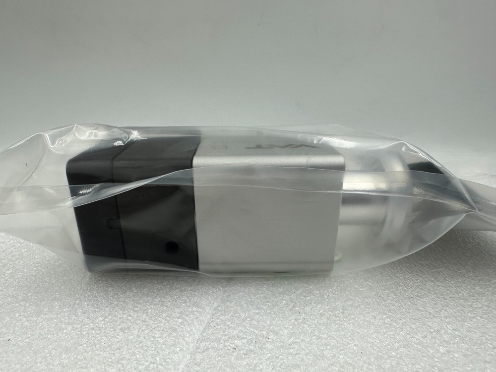 VAT 26424-KA11-0002 HV Angle Valve