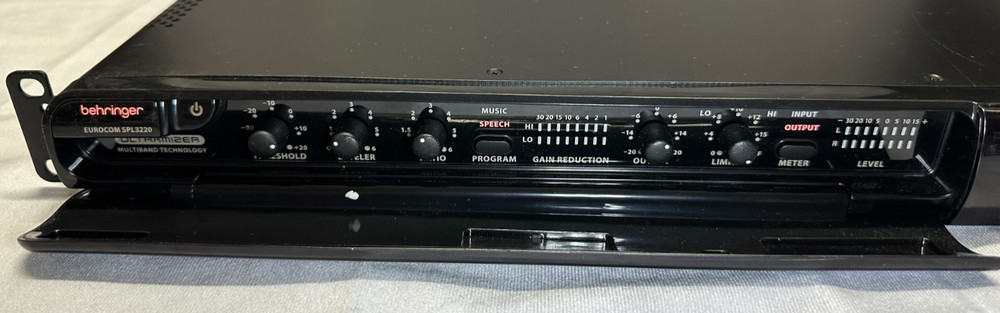 Behringer Eurocom SPL3220 STEREO MULTIBAND SOUND PROCESSOR - USED/WORKS
