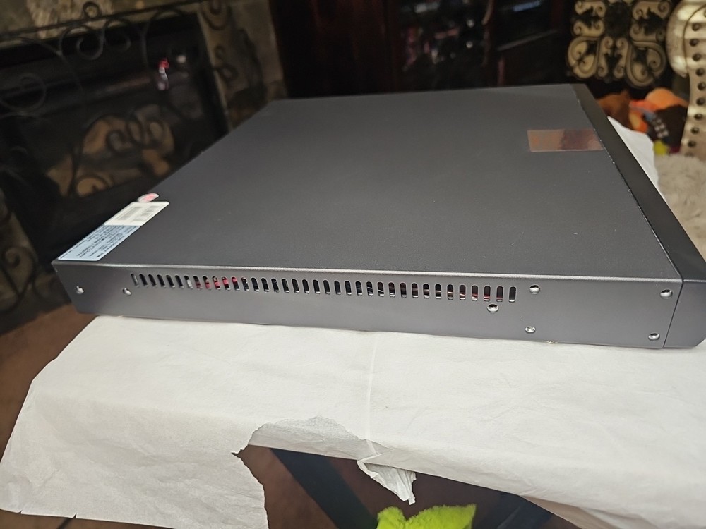 PCM Powercom Rack Mountable UPS Model KIN-1000AP RM (Used, tested Working)