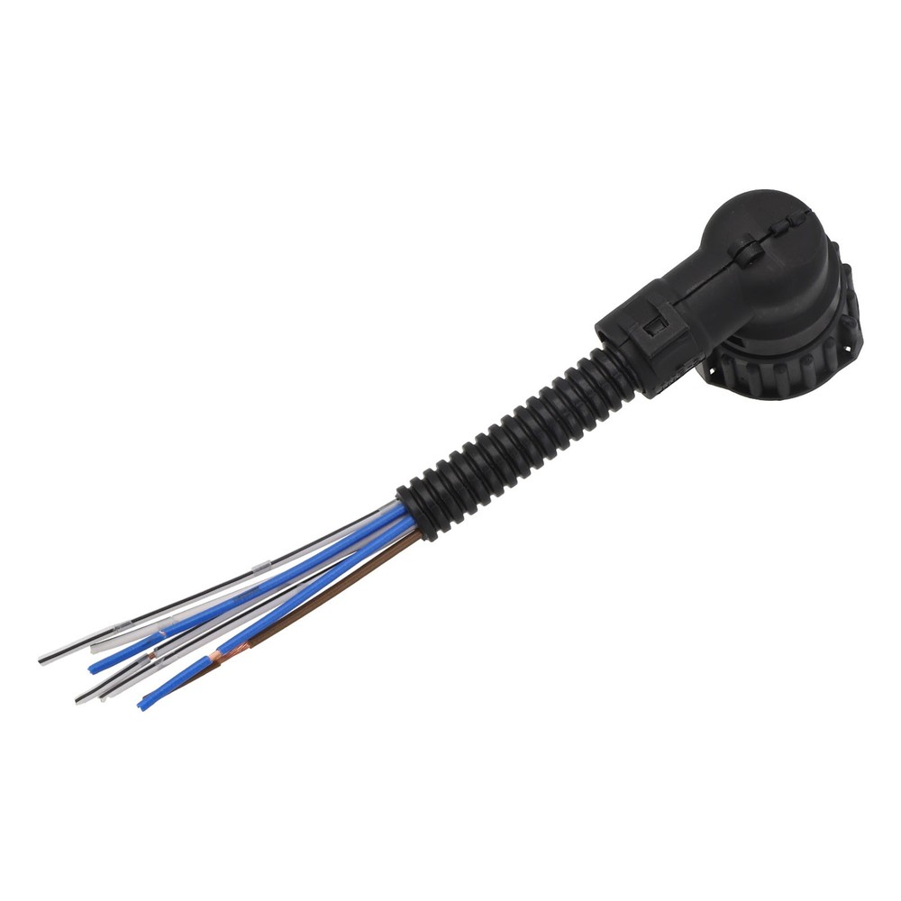 Practical Rear Tail Light Connector Solution for MercedesBenz Sprinter