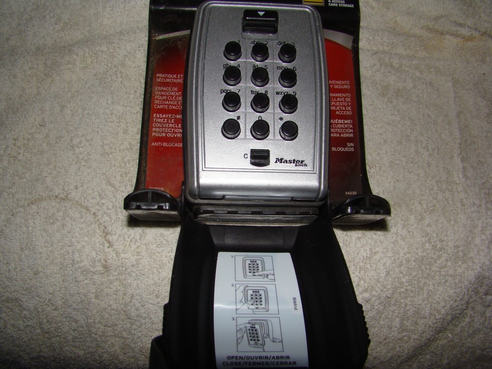 NEW Master Lock Safe Space Combination Push Button Wall Mount Lock Box