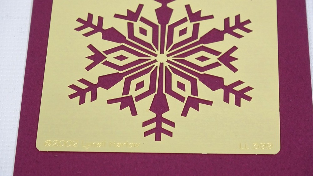 Snowflake - Dreamweaver Embossing Stencil Template LL399 - 2002