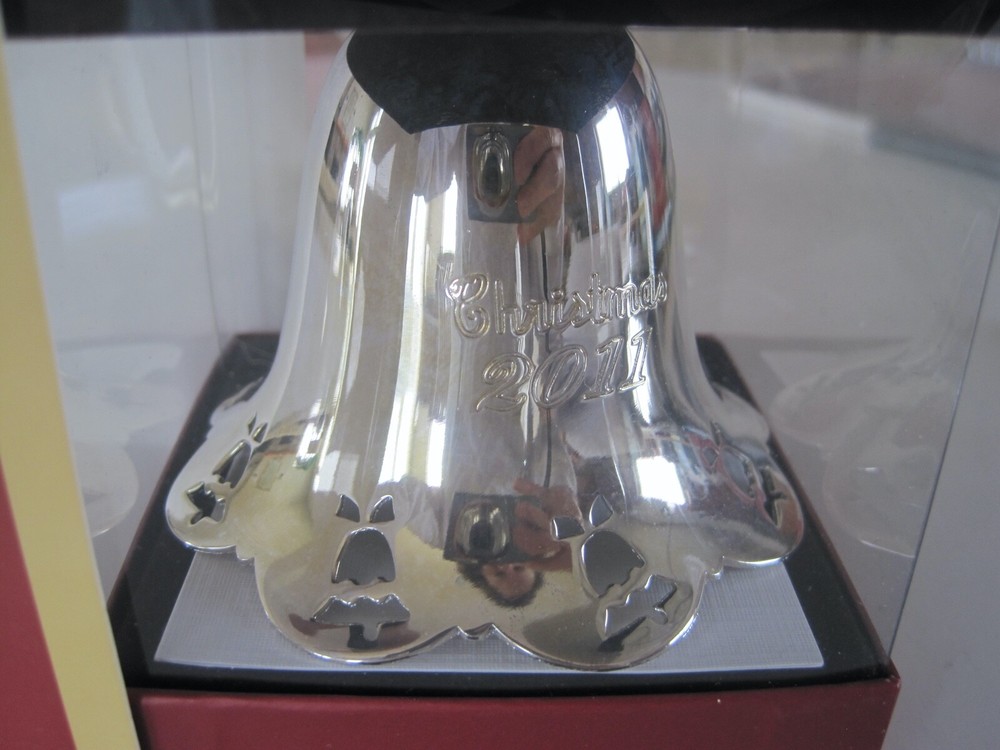 TOWLE Silver-plated Pierced Bell W/ Box 2011