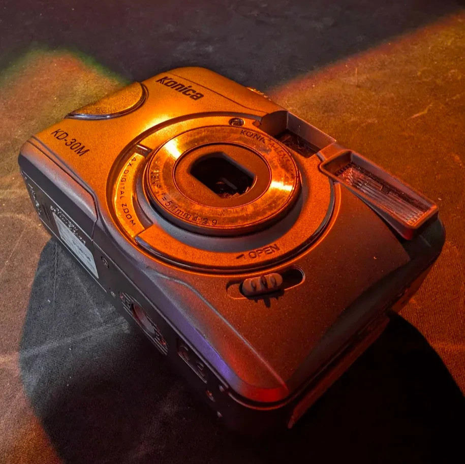 konica kd-30m Digital Camera Tested And Working