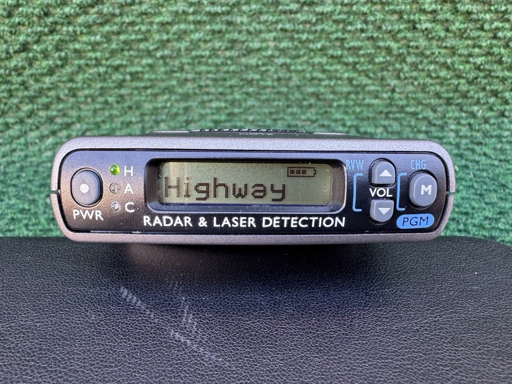 Escort Solo S2 Cordless Radar Detector Wtih Case