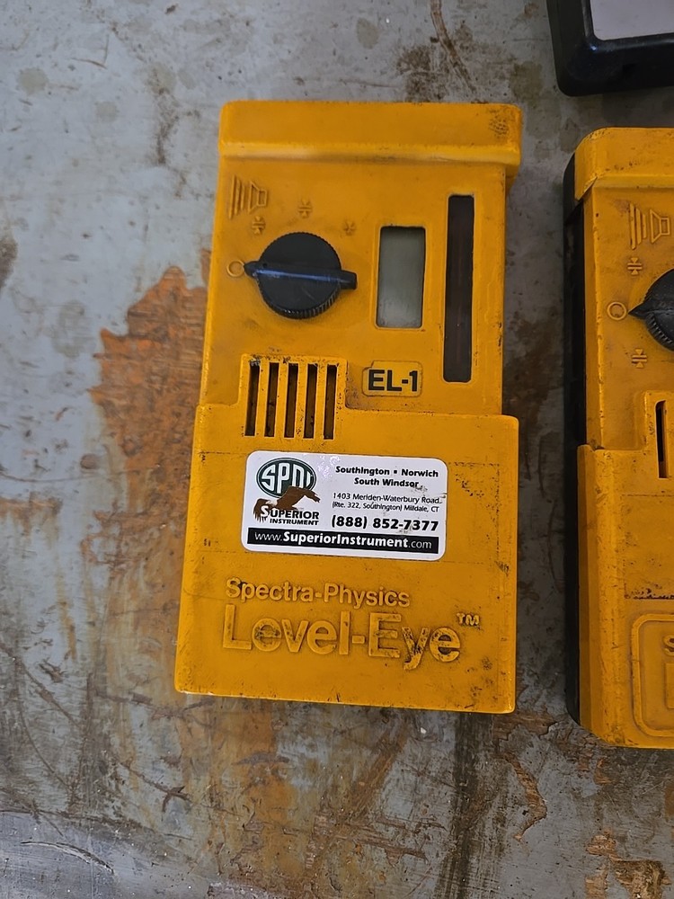 Spectra-Physics Trimble RC501 Remote + 2x Level-Eye Modules