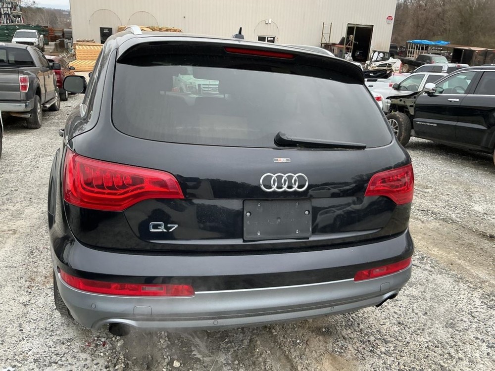 Q7 AUDI 2011 Glove Box 4985626